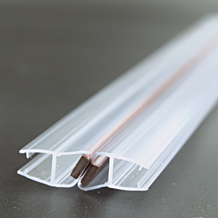 PVH04-905KW8 Магнитный уплотнительный профиль, 135° скошенный угол для стекла 8мм, 2200мм, premium